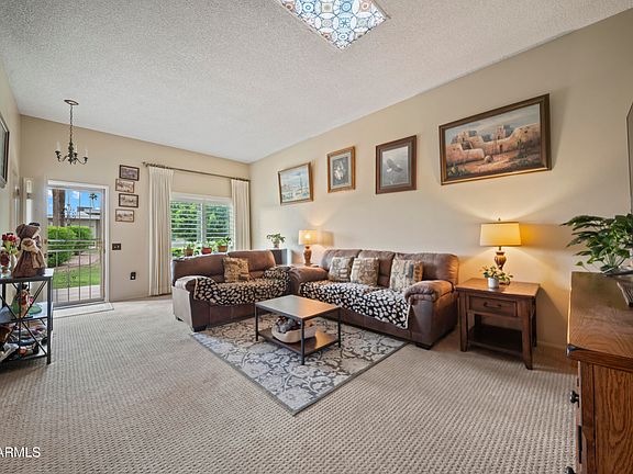 4th image of 10036 W LANCASTER Drive