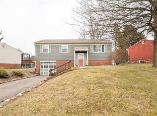 425 Alpine Village Dr, Monroeville, PA