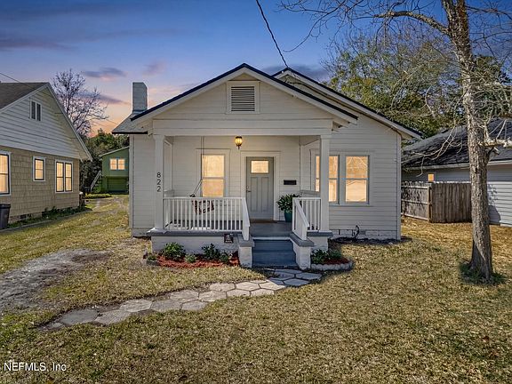 4th image of 822 TALBOT Avenue