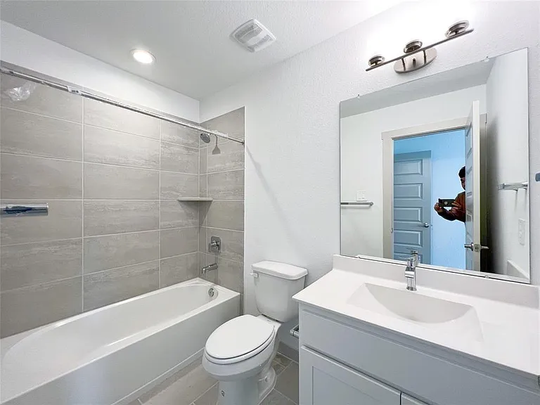 29207 Red Rocks Park Dr — Photo 16