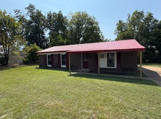 804 Allen St, Corinth, MS 38834