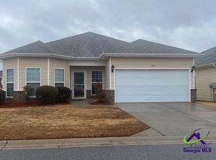 328 Pebble Beach Dr, Perry, GA 31069