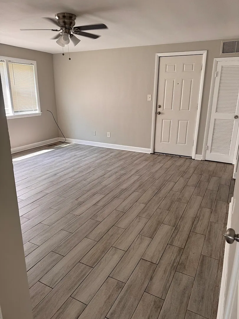 2 bed, 880 sqft, $1,450 — Photo 3