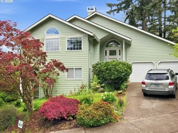 2533 Moon Mountain Dr, Eugene, OR 97403