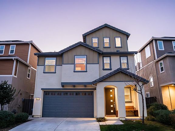 2nd image of 4467 Bahama Way
