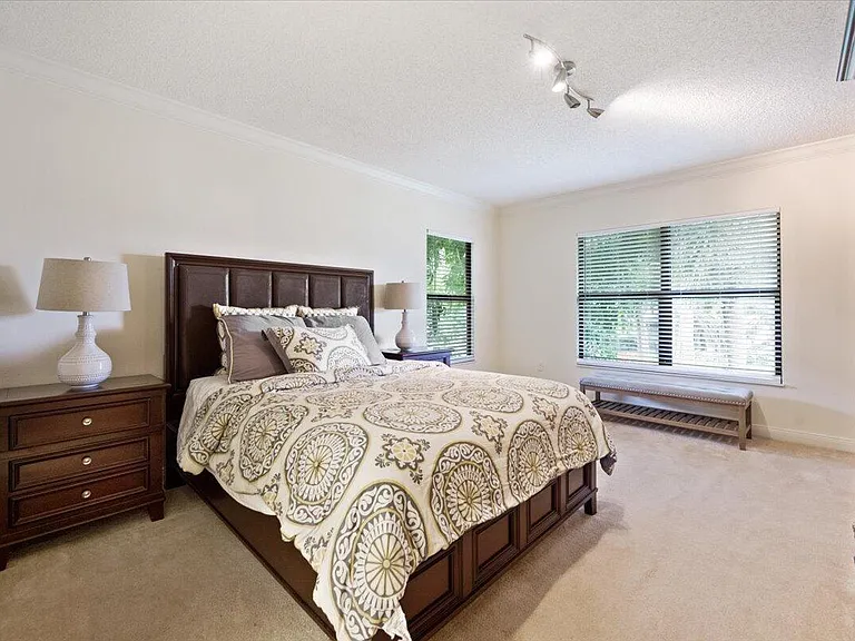 2835 Polo Island Dr #H202 — Photo 13