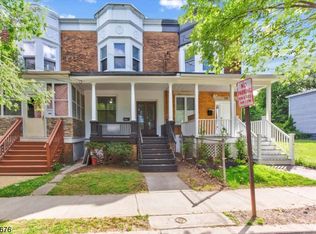 272 Snyder St, Orange, NJ 07050