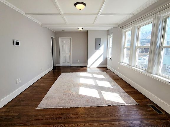 5th image of 12 Park St #10