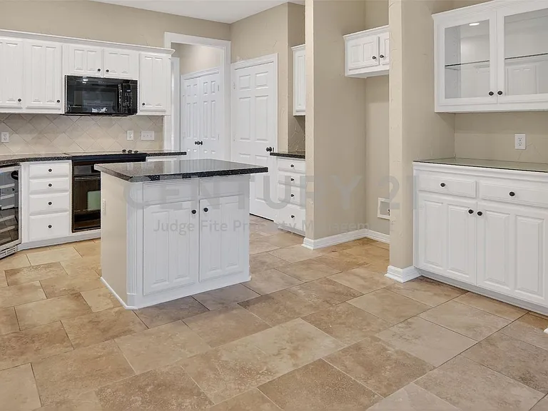 2122 Clear Lake Rd — Photo 8