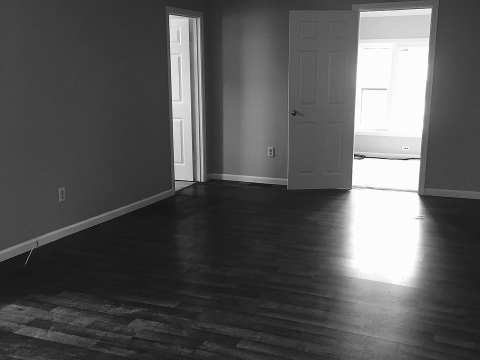 1st image of 24598 W Lake Shore Dr