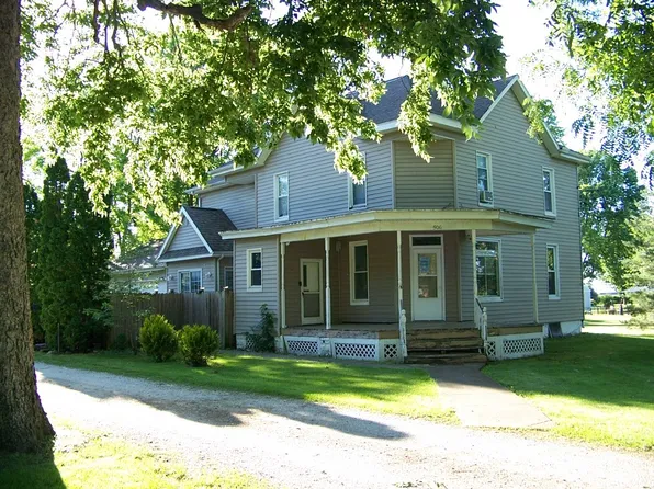 506 N Jackson St, Fairbury, IL 61739