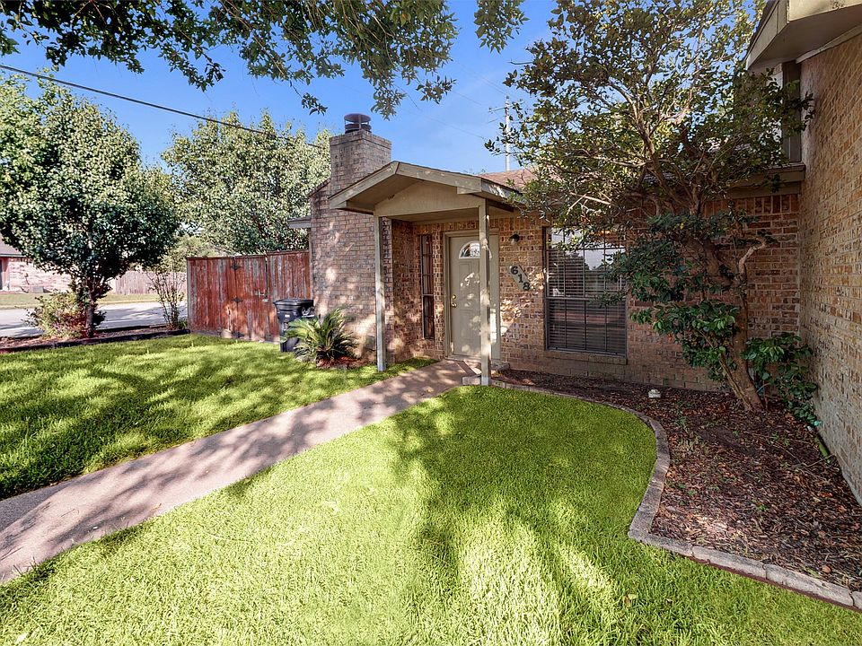 1st image of 618 San Saba Ct