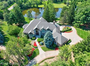 6263 Canter Creek Trl, Grand Blanc, MI