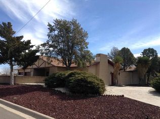 213 Three Cross Dr, Roswell, NM 88201