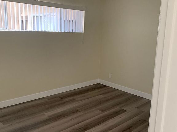 3rd image of 836 W Beach Ave APT D