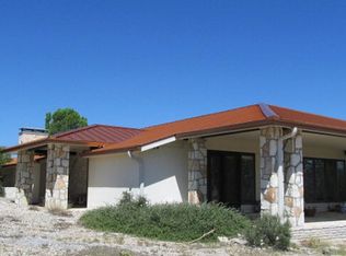 418 W Cave Springs Dr, Hunt, TX 78024