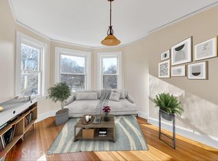 80 Chestnut St #1, Brookline, MA 02445