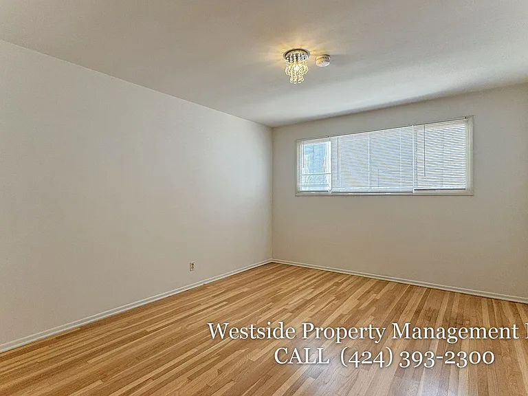 244 S Doheny Dr #244A — Photo 4