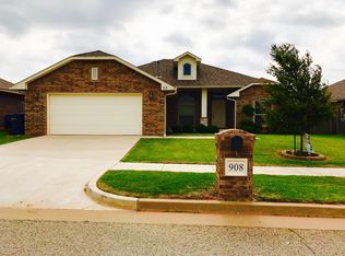 908 Laurel Creek Dr, Yukon, OK 73099