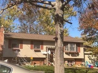 23 Eaton Cir, Laurel Springs, NJ 08021