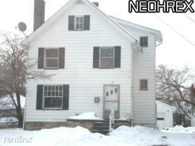2264 Coronado Ave, Youngstown, OH, 44504