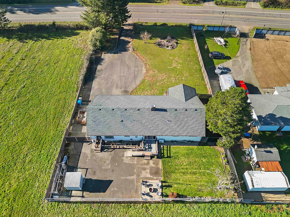 1st image of 5051 Lake Earl Dr