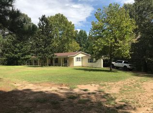 9142 Graball Freerun Rd, Yazoo City, MS 39194