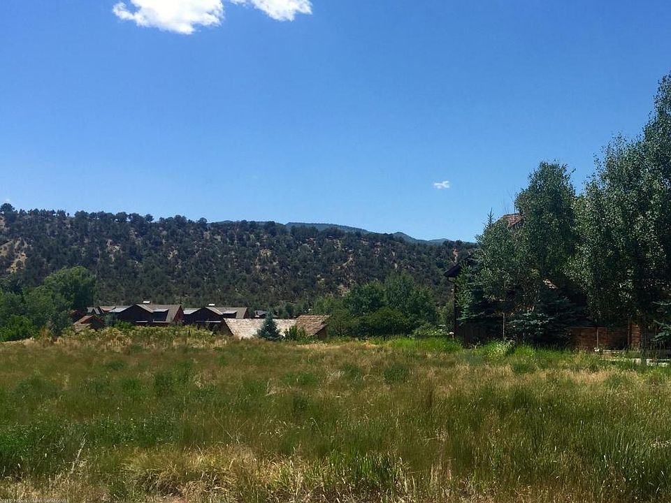 1st image of 492 Settlement Ln