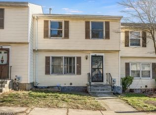 96 Carleton St, East Orange, NJ 07017