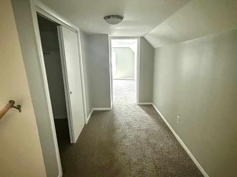 2092 Anderson Rd — Photo 7