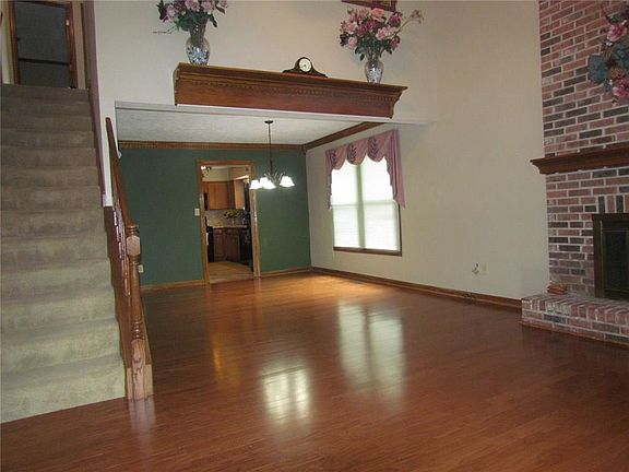 2nd image of 9373 Hadway Dr