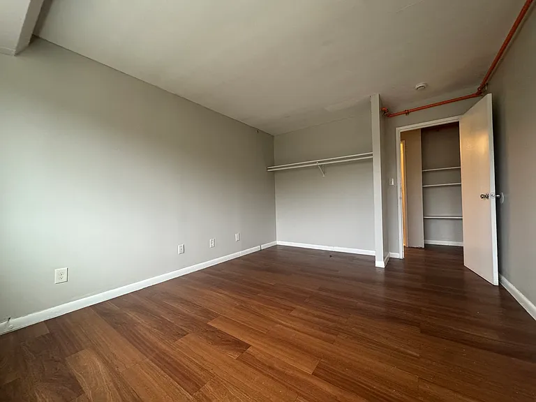 120C8 Hillside Ave #C8 — Photo 9