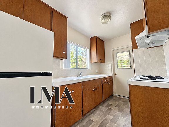 5th image of 2134 20th St #5A