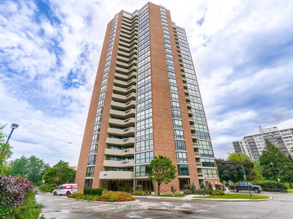 2010 Islington Ave #2305, Toronto, ON M9P 3S8