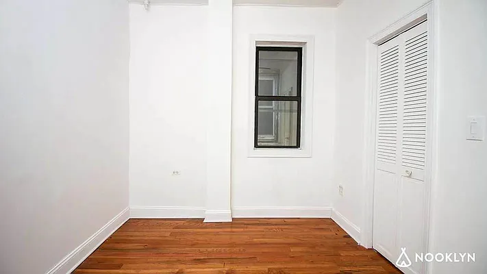 Rented by EXR | media 18