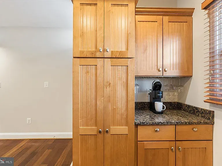 522 S Clinton St — Photo 15