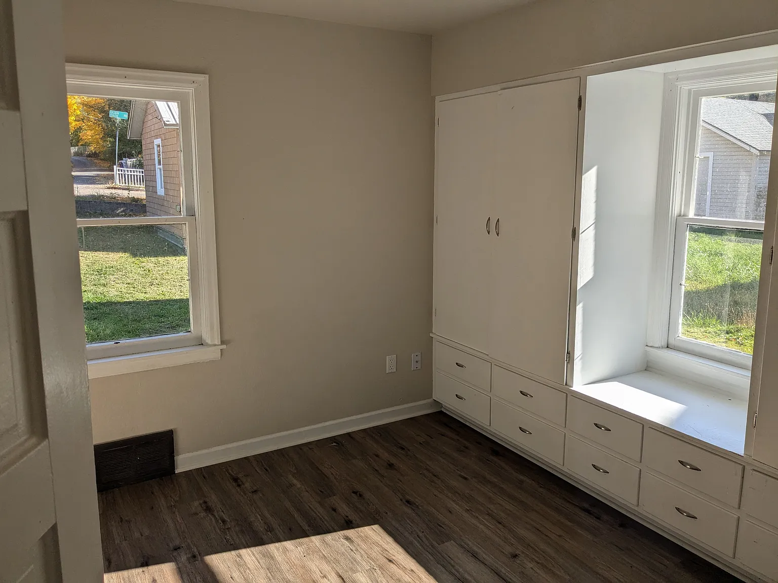 2 bed, 1926 sqft, $1,800 — Photo 4
