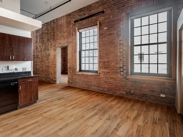 The Lofts at New Amsterdam