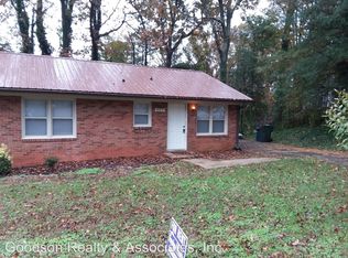 323 Raeford Ave, Lexington, NC 27292
