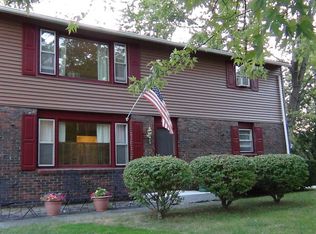 7247 Fremont Rd, East Syracuse, NY 13057