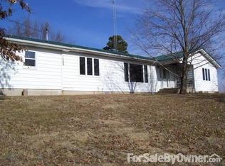 1024 Walnut St, Cabool, MO 65689