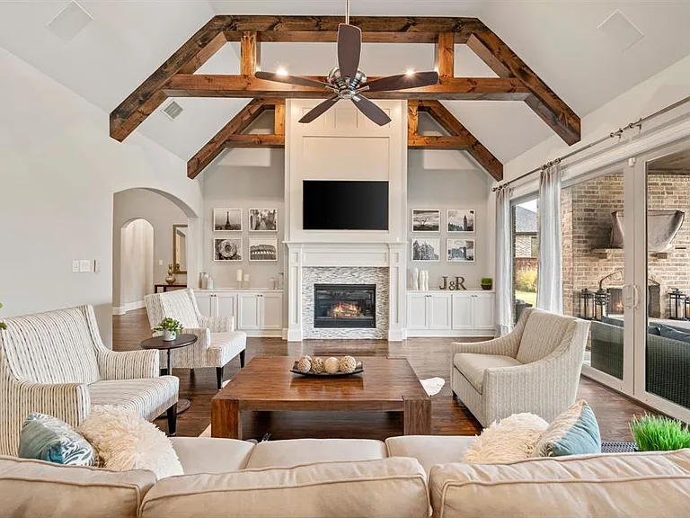 908 Lake Carillon Ln — Photo 11