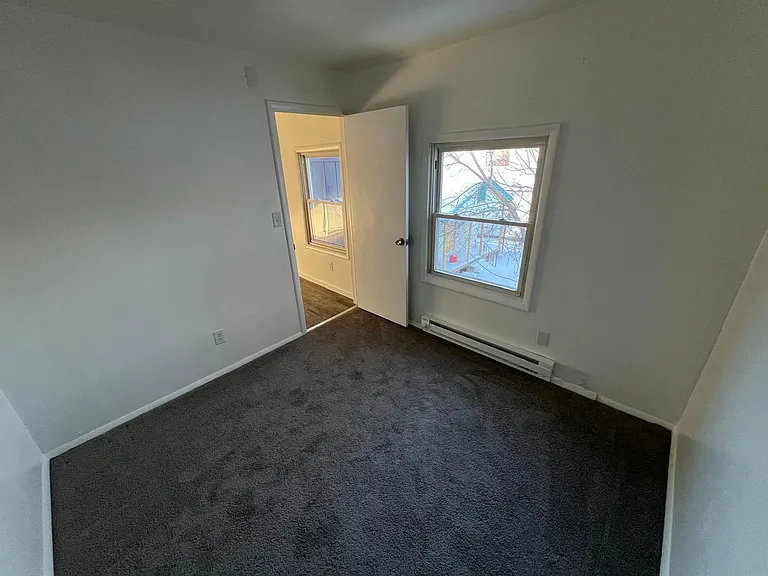 405 Ash St #4 — Photo 10