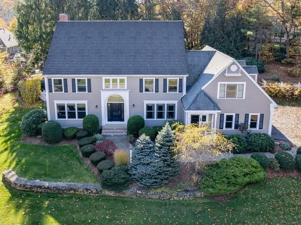5 Brewer Dr, Westborough, MA 01581