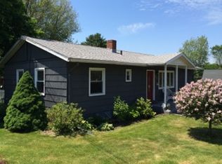 208 Evergreen Cir, Middletown, CT 06457