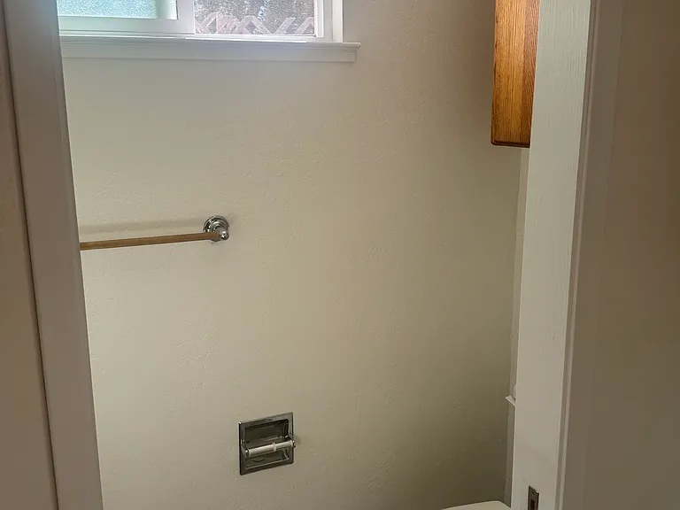115 Christel Oaks Dr #B — Photo 11