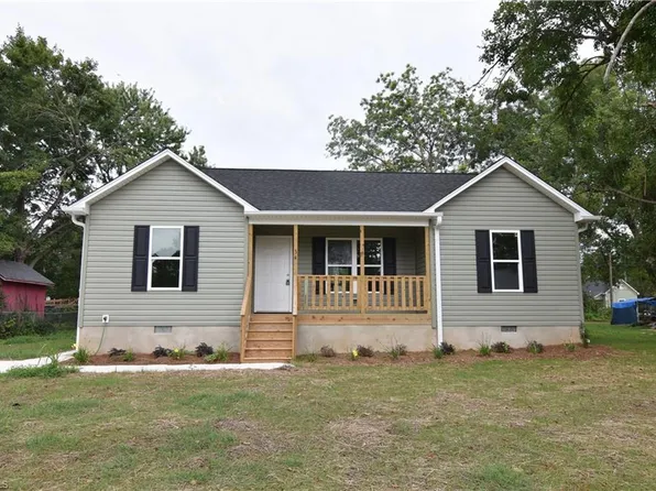 34 Mill St, Lexington, NC 27295