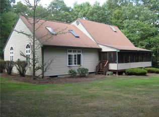 601 Hill Farm Rd, Coventry, RI 02816