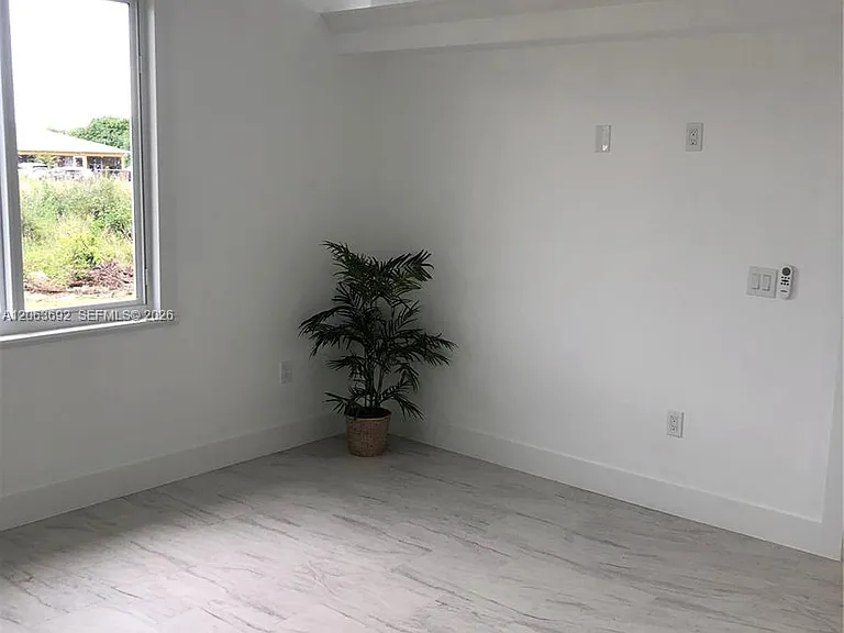 4568 Golfview Blvd #1 — Photo 12
