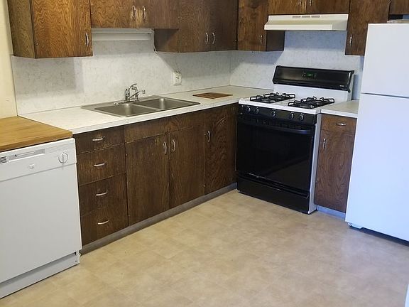2nd image of 745 E 1350 S APT 5